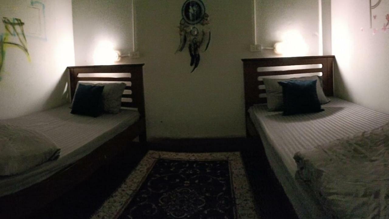 Smart Hostel Чіангмай Екстер'єр фото